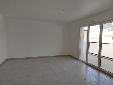 Location Appartement 3 Pièces 60 m² - Photo 4