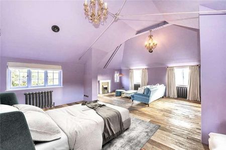 Lower Farm, Effingham Common Road, Effingham, Leatherhead, Surrey, KT24 - Photo 3