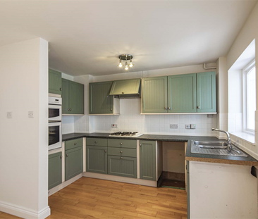 3 bedroom semi-detached house to rent - Photo 5
