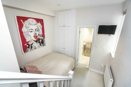 Fairholme Road, West Kensington, W14 - Photo 4