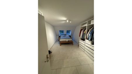 4½ Zimmer-Maisonettewohnung in Pfaffhausen (ZH), möbliert, auf Zeit - Photo 3