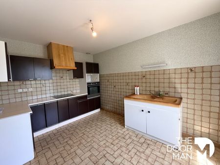 Location Maison 4 pièces 95m² NIORT 79000 - Photo 4
