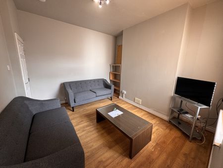 Stanley Street, The Groves - P2182 - Photo 2