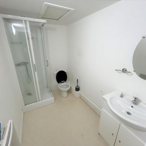 Location Appartement 2 pièces 27m² SEVREMOINE 49230 - Photo 2