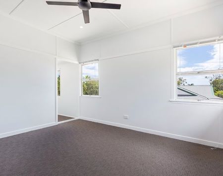 9 Tandoor Drive, Petrie QLD 4502 - House For Rent | Domain - Photo 4