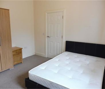 9 Mansion Gardens, Whittlesey, Peterborough - Photo 3