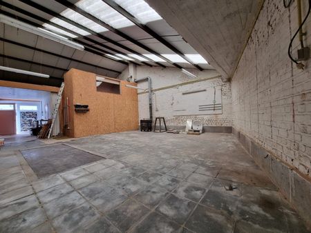 GEZINSWONING MET 2 SLPKS | GARAGE | LOODS IN HARTJE ROESELARE - Photo 5