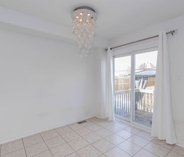 For Lease - 2 Lancaster Court, Barrie, Ontario - Photo 6