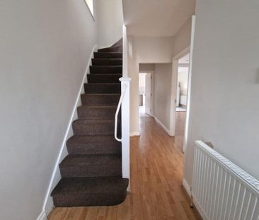 4 bedroom semi-detached house to rent - Photo 1