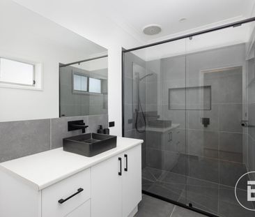 Updated 3 Bedroom Home in Convenient North Bendigo Location - Photo 6