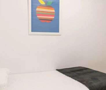 4-bedroom apartment for rent in Fuente del Berro - Foto 4