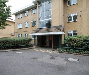 3 bedroom apartment to rent - Photo 6