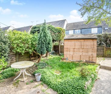 4 bedroom house to rent Croft Mead, Chichester, PO19 - Photo 5