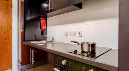 Gold Studio - Photo 4