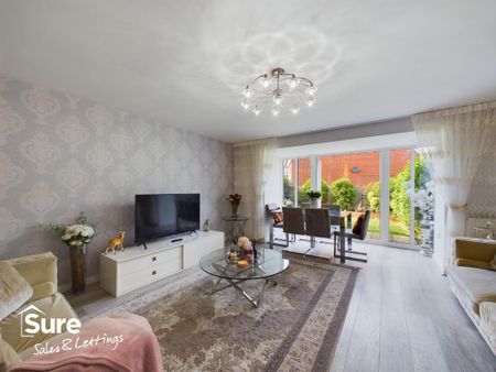 4 bedroom semi-detached house to rent - Photo 5