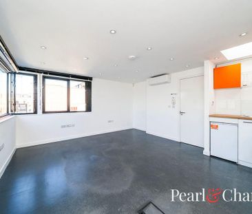 Studio to rent - Photo 3