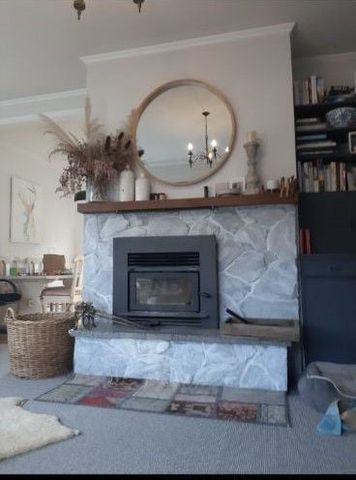 Renovated family home with Pool on Matai Road! - Photo 2