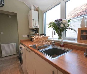 Somerton Avenue, Lowestoft, NR32 - Photo 6