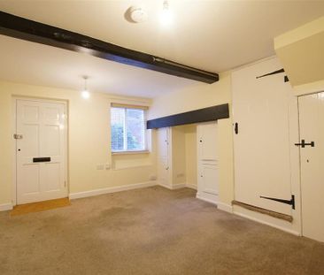 2 bedroom terraced house to rent - Photo 2