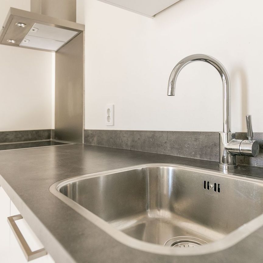 Appartement te huur: Gelrestraat 97 1079 MZ Amsterdam - Foto 1