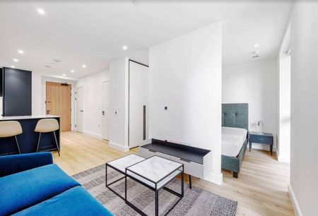 A fantastic studio apartment with balcony. - Photo 3