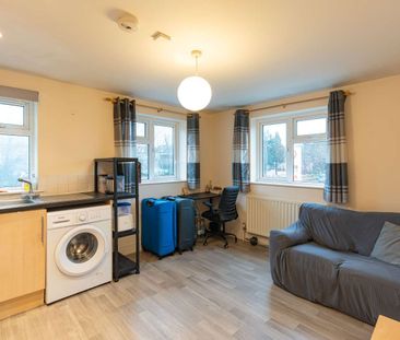 Garsington Road, Cowley, OX4 - Photo 1