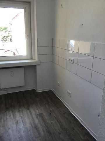 Renovierte 2-Zimmer-Wohnung mit Balkon in Gostenhof wartet auf Sie! - Foto 2