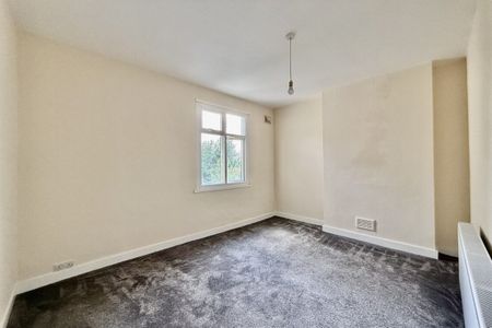 1 bed Flat Durham Road, Southend-on-Sea, SS2 - Photo 3