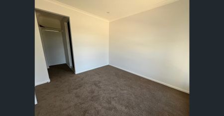 Perfect location & Beautiful place to move in !!!! - Photo 4