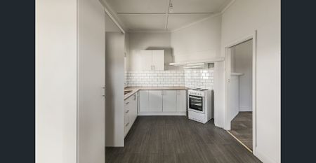 Beachside living - Photo 5