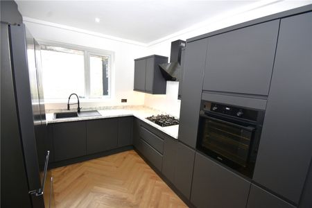 Astonwood Road, CH42 6PJ, Tranmere - Photo 4