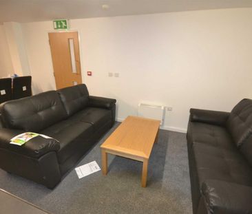 1 bed Room for Rent - Photo 2