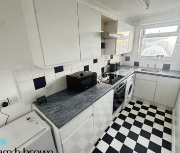 25 Pallister Road - Photo 3