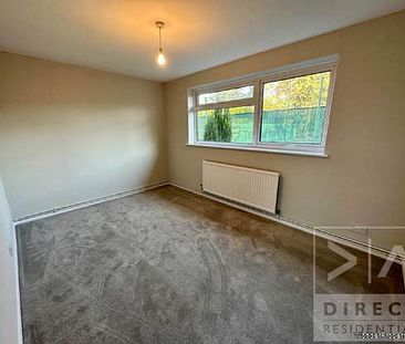 2 bedroom property to rent in Ashtead - Photo 6