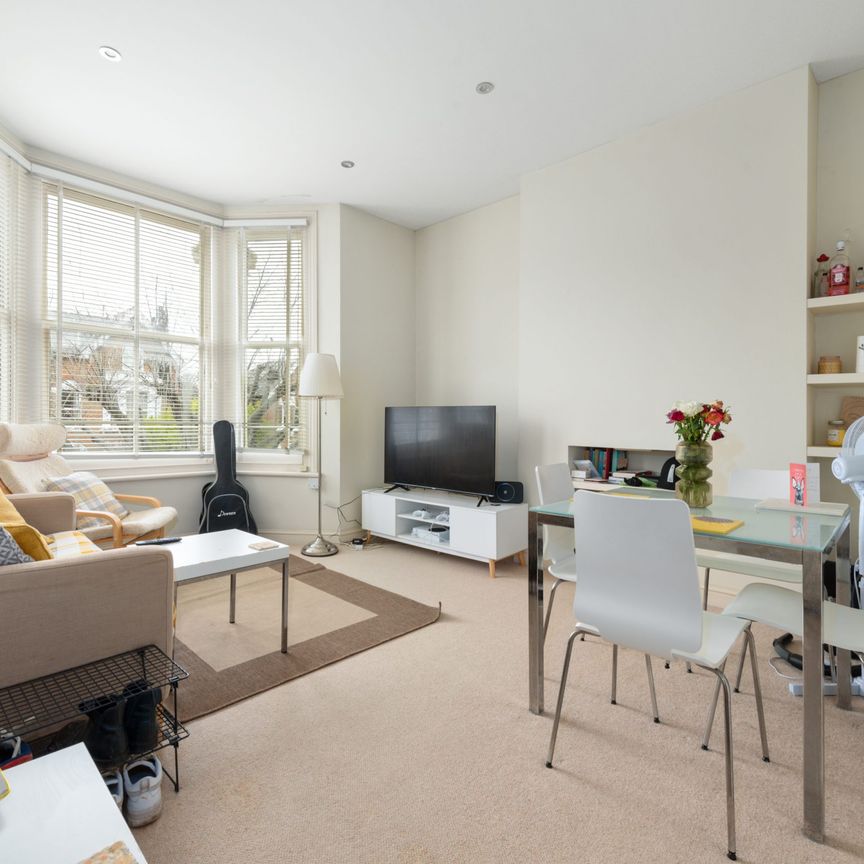 Queens Road Wimbledon SW19 - Photo 1