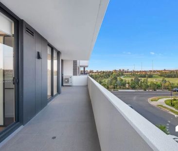 “Three Bedroom + Study” - Photo 3