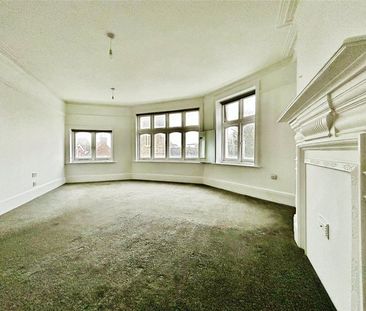 3 bedroom apartment to rent Brighton Road, Worthing, West Sussex, BN11 - Photo 2