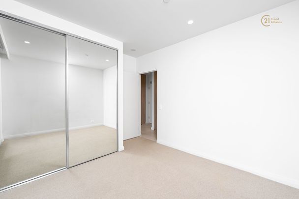 Location is Fantastic Why Look Else Where!! @ $800 Per Week - Photo 1