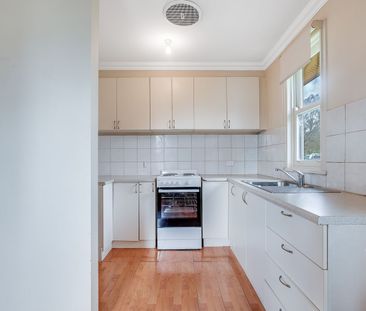 Home For Rent - Photo 3