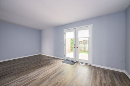 For Lease - 70 Chapman Court Unit# 61, London North, Ontario - Photo 3