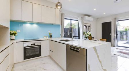 Brand-New Build to Rent - Photo 2