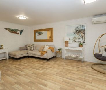 Fully furnished, immaculately presented unit in Little Beach Nelson... - Photo 4