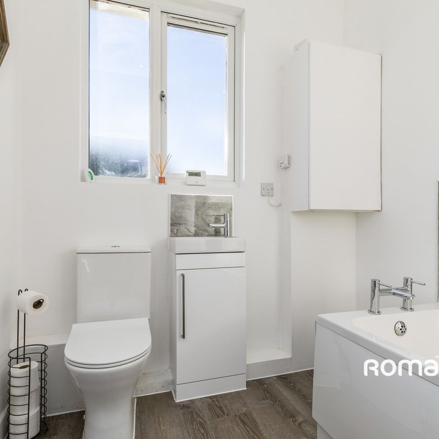 3 bedroom apartment to rent - Photo 1