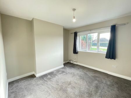 2 bedroom End Terraced House to let - Photo 5