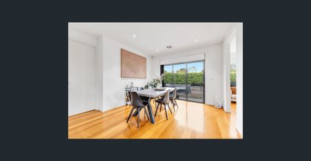 Spacious Modern Living - Photo 4