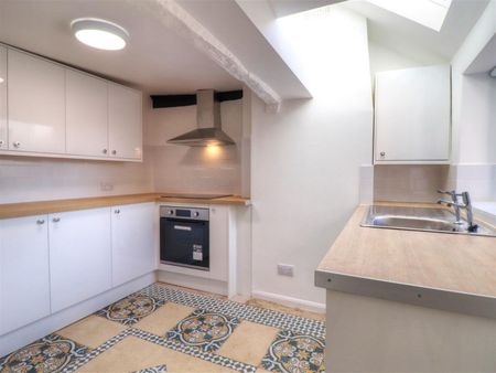 2 BED Terraced House To rent - Photo 4