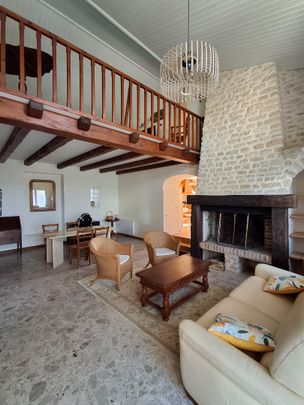 Location Maison 5 pièces 128m² - Photo 1