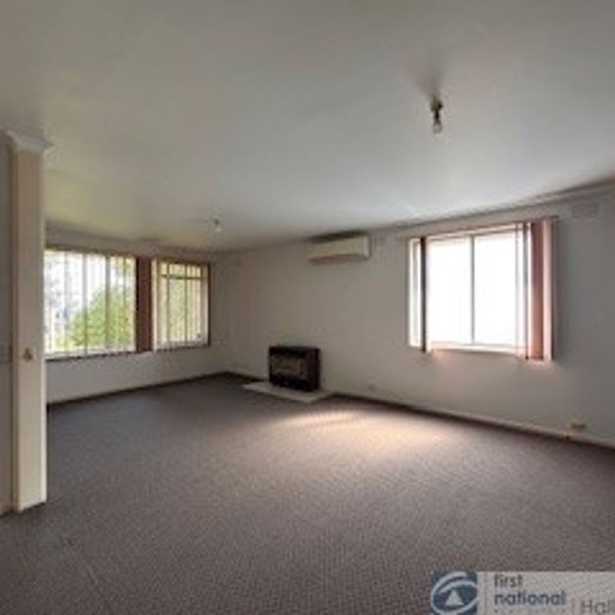 61 Tiverton Drive, 3170, Mulgrave Vic - Photo 1