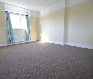 Elliman Avenue, Slough, Berkshire,SL2 - Photo 1