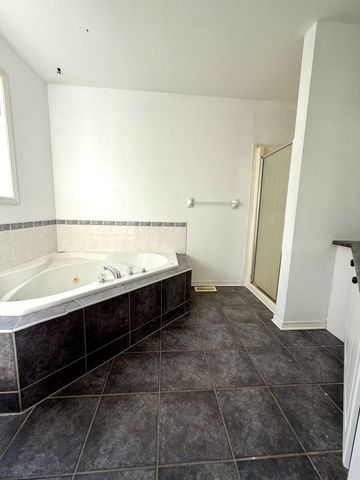 For Lease - 149 Hemlo Crescent, Kanata, Ontario - Photo 2